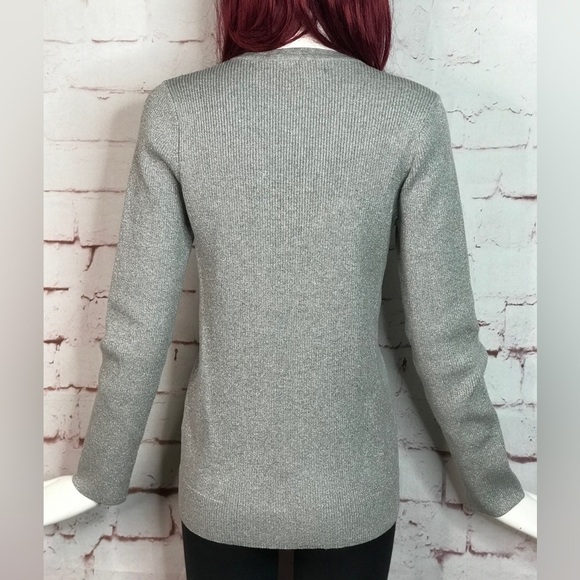 DKNY M Sparkly silver metallic thread grey ribbed V-neck knit top Size Medium - Picture 11 of 15